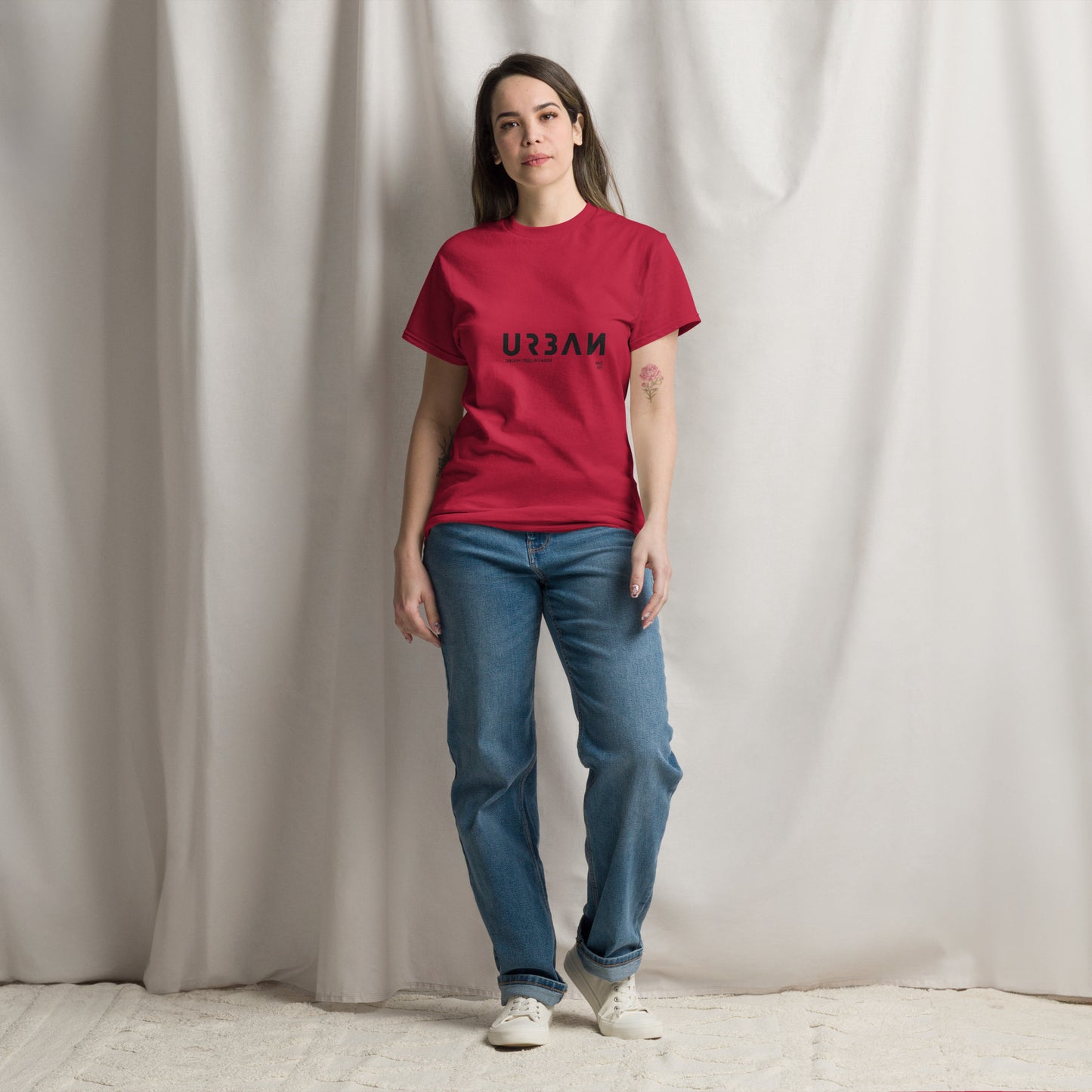 T-shirt URBΛИ