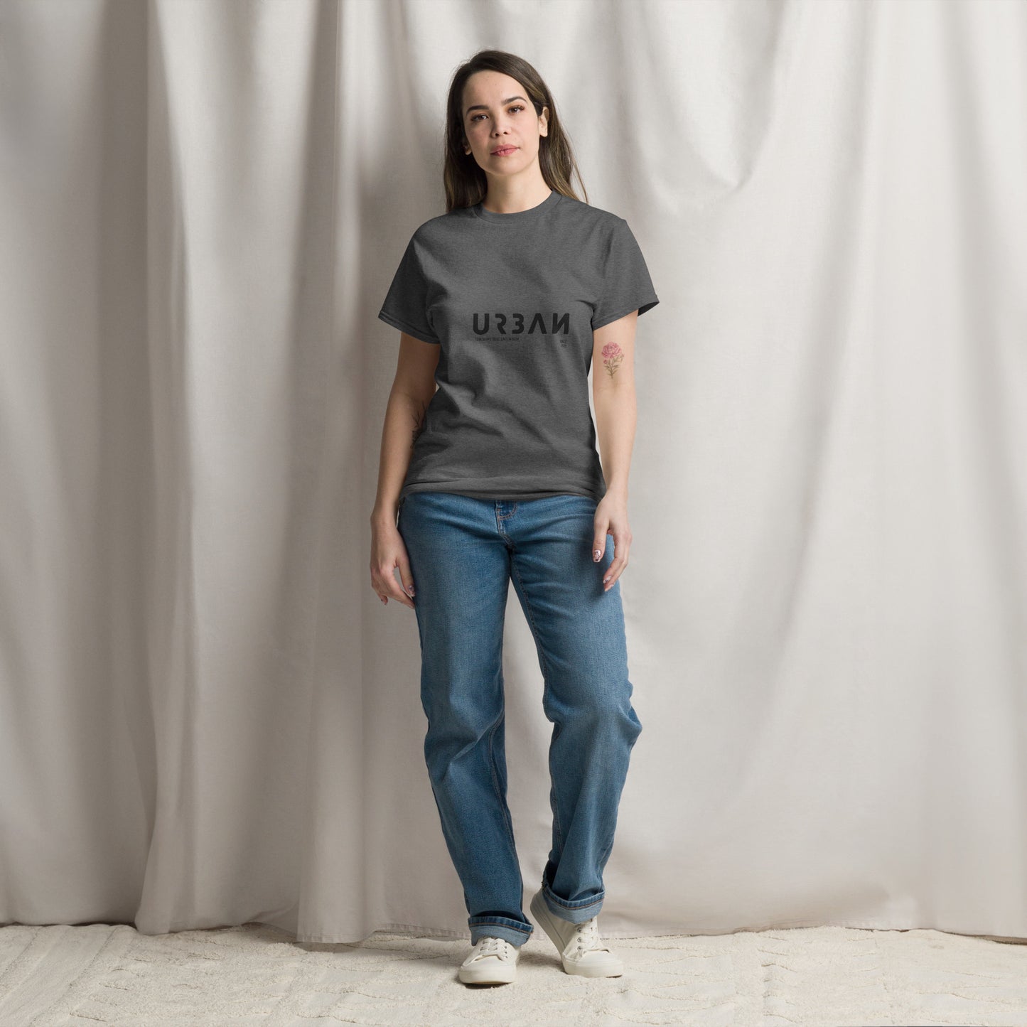 T-shirt URBΛИ