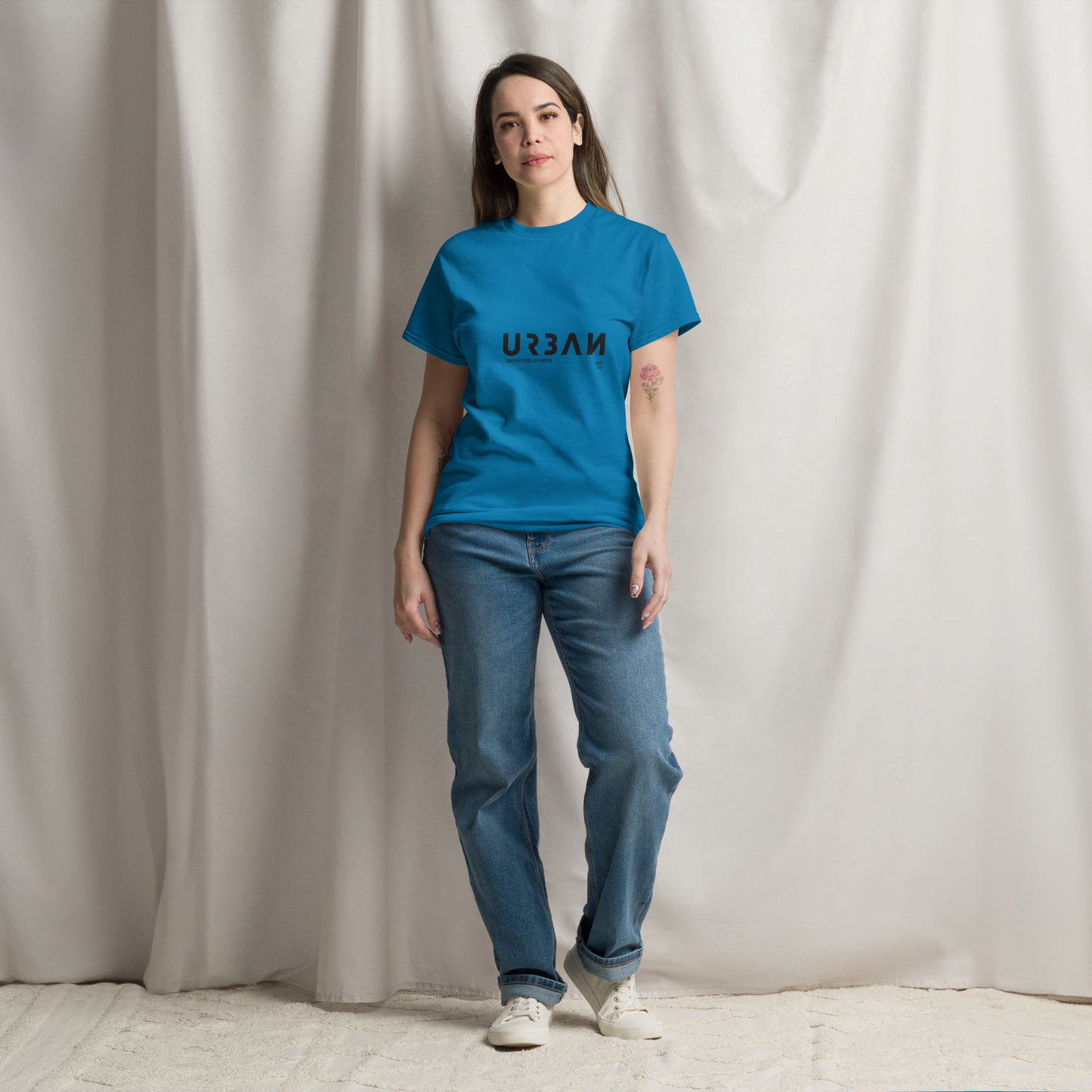 T-shirt URBΛИ